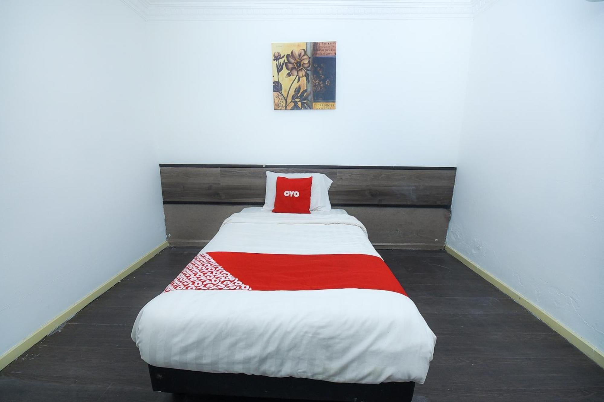 מירי Oyo 90820 River Inn מראה חיצוני תמונה